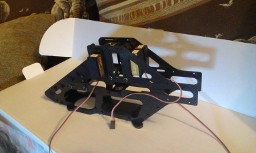25.06.2012: Alle Servos drin!